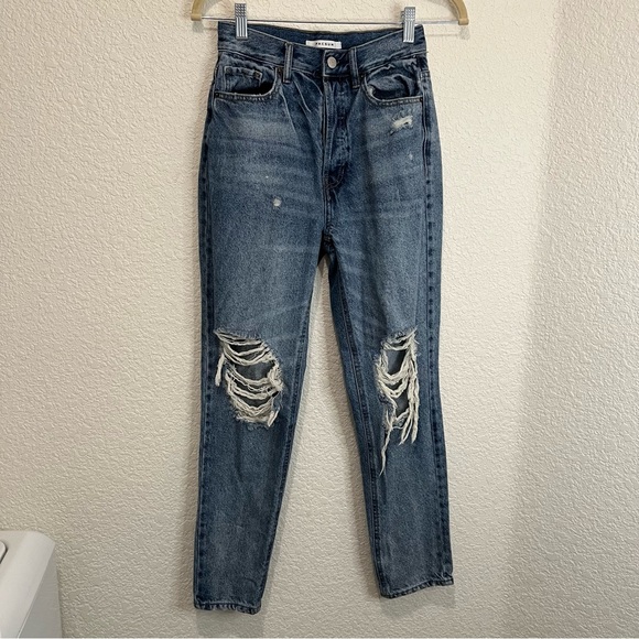 PacSun Ultra High Rise Slim Distressed Knee Holes Med Wash Jeans Womens Size 24 - Picture 12 of 12